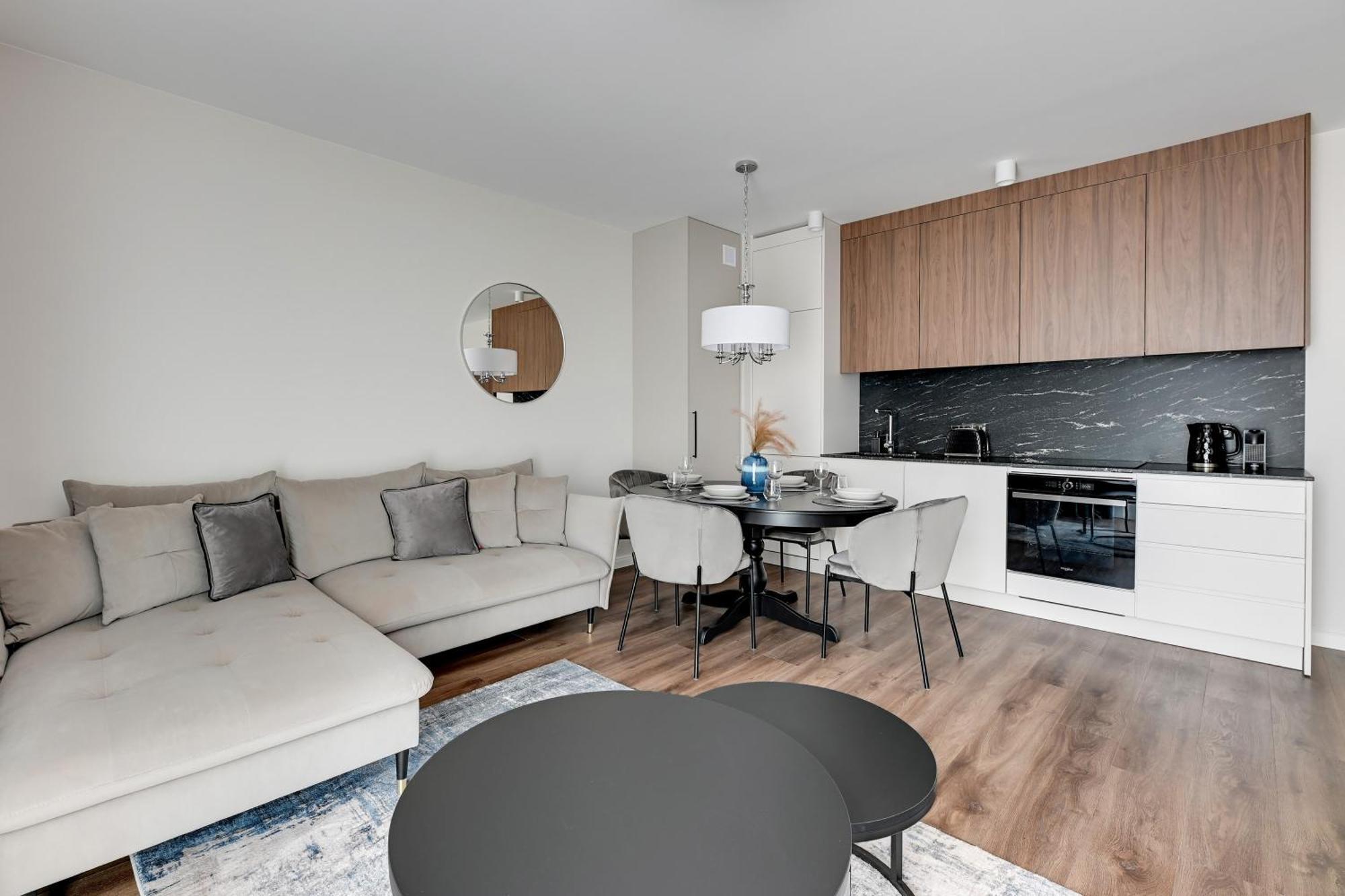 Scala 60K City Center Apartments With Parking By Lion Apartments Gdańsk Buitenkant foto