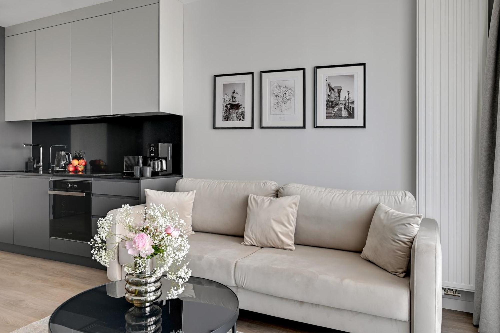 Scala 60K City Center Apartments With Parking By Lion Apartments Gdańsk Buitenkant foto
